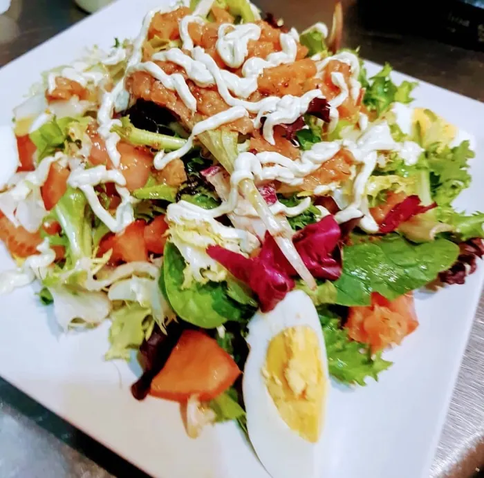 Ensalada de salmón